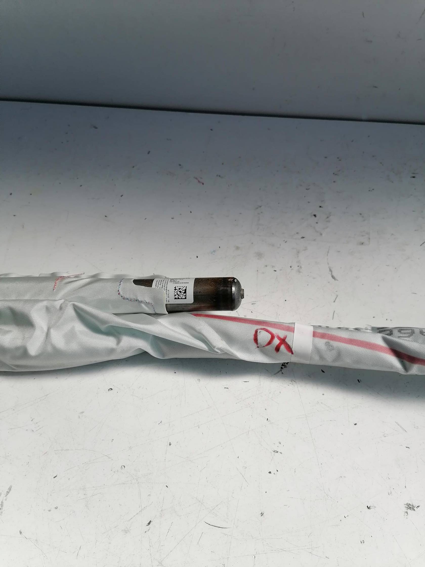 Dispositivo airbag a tendina dx.